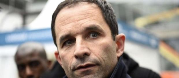 Hamon pas d'accord avec Macron Hamon pas d'accord avec Macron