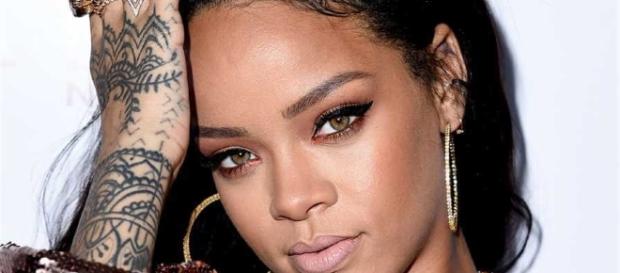 Rihanna faz parte do time dos sem sorte no amor Rihanna faz parte do time dos sem sorte no amor