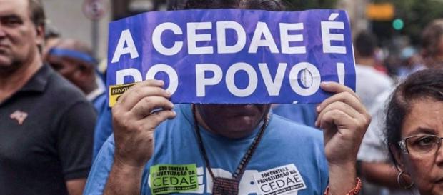 Servidores do estado realizam protestos desde o fim de 2016 – Esquerda Online - com.br Servidores do estado realizam protestos desde o fim de 2016 – Esquerda Online - com.br