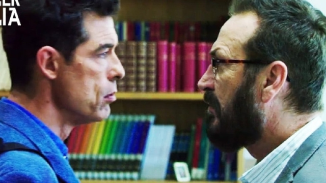 Beata ignoranza, un film che racconta attraverso lo scontro di due personaggi, il nostro abuso tecnologico e la dipendenza da Internet. Foto: youtube.