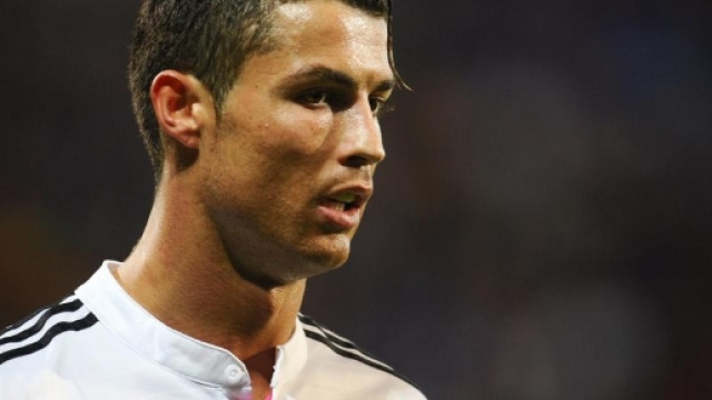 Dani Alves déclare sa flamme à CR7 !