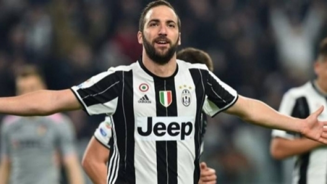 Porto-Juve in diretta su Canale 5?