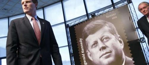 New John F. Kennedy stamp - Photo: Blasting News Library - sfgate.com