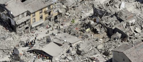 Aiuta i terremotati, prende una multa da 4 mila euro