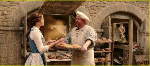 Bonjour! Emma Watson sings and acts as 'Belle' in new teaser from 'Beauty and the Beast' March 17. / Photo from 'Just Jared Jr.' - justjaredjr.com