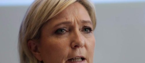 Photo Gallery :: Le Pen refuses headscarf, nixes talks with ... - sltrib.com