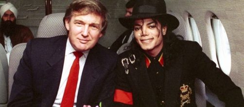 Suposta amizade das duas personalidades, Donald Trump e Micjhale Jackson, chama atenção