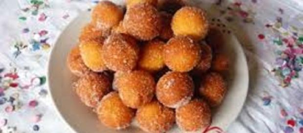 Dolce di Carnevale tortelli dolci milanesi Dolce di Carnevale tortelli dolci milanesi