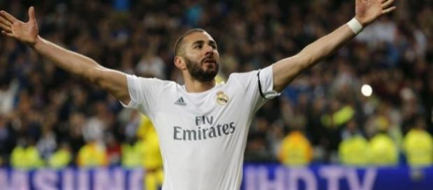 Le Real Madrid veut échanger Benzema contre un cadre du PSG ! Le Real Madrid veut échanger Benzema contre un cadre du PSG !