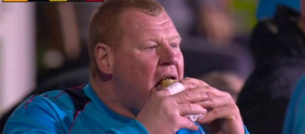 Sutton's reserve goalkeeper caught eating pie Sutton's reserve goalkeeper caught eating pie