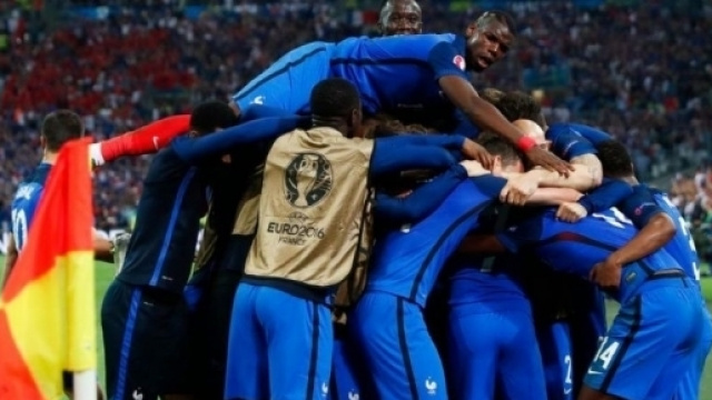SCOOP : Le futur lat&eacute;ral des Bleus ?