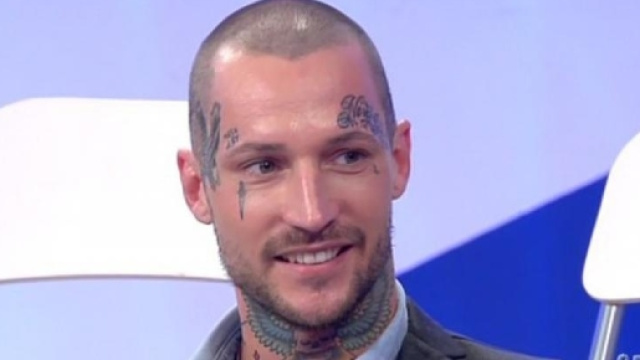 Uomini e Donne: Manuel lascia il trono