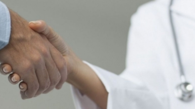 Que faire pour en finir avec les déserts médicaux ?