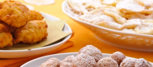 Castagnole e chiacchiere: ricette di carnevale Castagnole e chiacchiere: ricette di carnevale