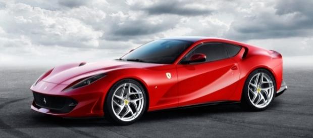 Ferrari's 812 Superfast Is Its Fastest, Most Powerful Car Ever | WIRED - wired.com Ferrari's 812 Superfast Is Its Fastest, Most Powerful Car Ever | WIRED - wired.com