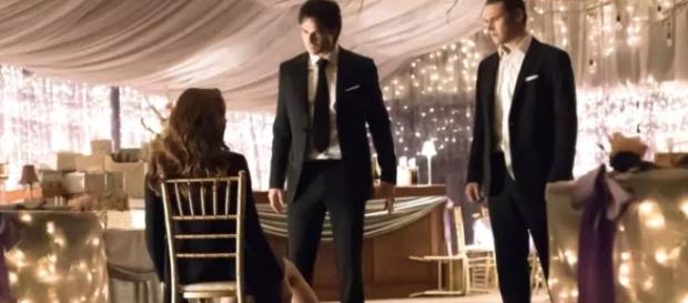 The Vampire Diaries: Kelly Donovan retorna no episódio 15. The Vampire Diaries: Kelly Donovan retorna no episódio 15.