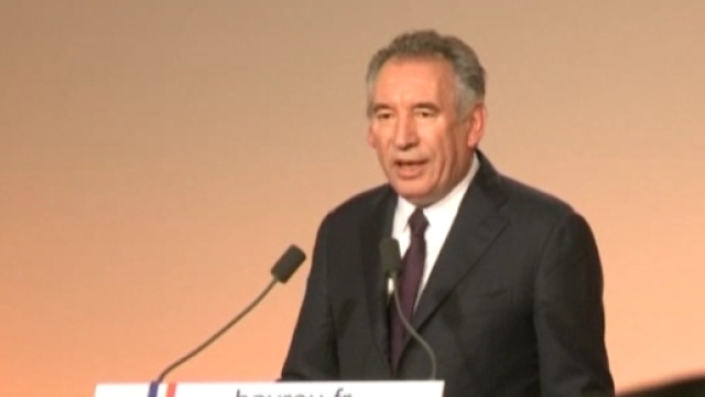 François Bayrou pose quatre conditions pour une alliance avec Emmanuel Macron. Qu'elle se fasse ou non, il ne se présentera pas