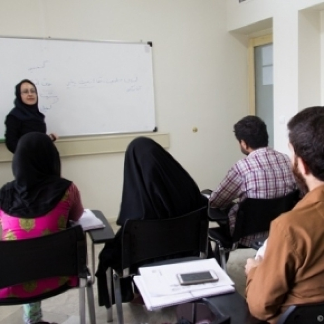 Iranian students are seeking better circumstances abroad, and leaving Iran for good (Source: educationiran.com)