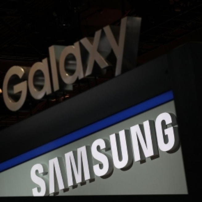 Samsung Galaxy S8 vs. Galaxy S7: Design, Specs And Other Changes ... - techtimes.com