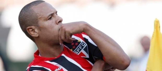 Luis Fabiano está entre os maiores goleadores de São Paulo e Sevilla Luis Fabiano está entre os maiores goleadores de São Paulo e Sevilla