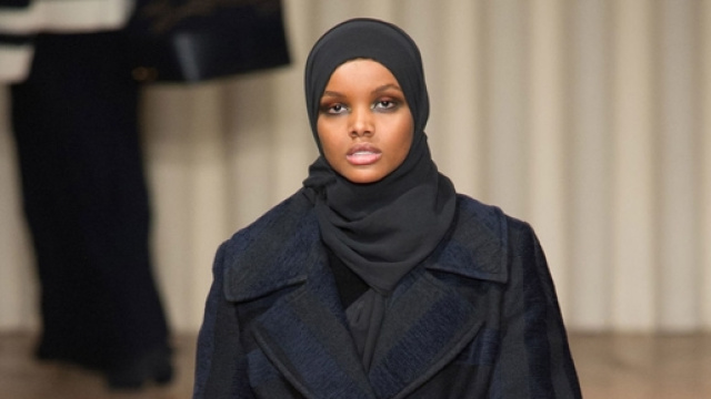 Halima Aden alla Milano Fashon Week