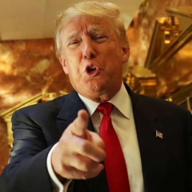 Sorprendente decisione di Trump: no alla cena con la stampa!