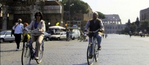 Blocco auto Roma: orari stop al traffico