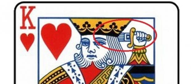 O rei de copas esconde algo oculto em sua representação O rei de copas esconde algo oculto em sua representação