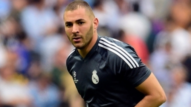 Real Madrid: Benzema met fin à la folle rumeur - bfmtv.com