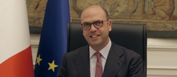 Angelino Alfano, ministro degli Affari esteri Angelino Alfano, ministro degli Affari esteri