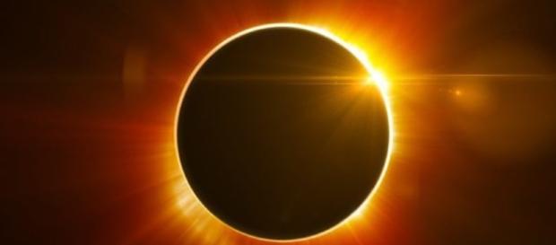 Eclissi di sole 26 febbraio 2017 Eclissi di sole 26 febbraio 2017