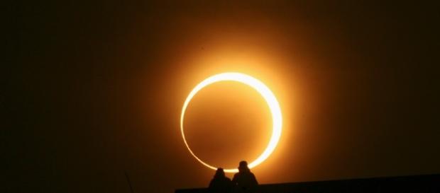 How to watch this week's breathtaking 'ring of fire' solar eclipse ... - businessinsider.com How to watch this week's breathtaking 'ring of fire' solar eclipse ... - businessinsider.com