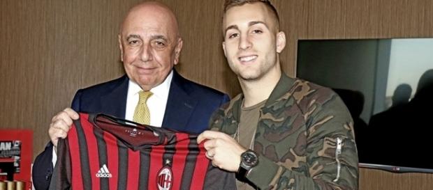 Official: Deulofeu joins Milan on a six-month loan deal from ... - rossoneriblog.com Official: Deulofeu joins Milan on a six-month loan deal from ... - rossoneriblog.com