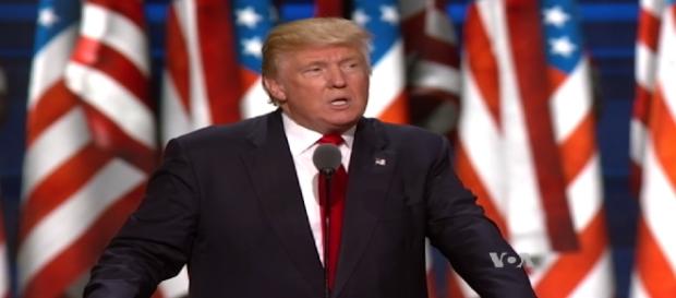 Trump devant la convention nationale républicaine le 22 juillet 2016 Trump devant la convention nationale républicaine le 22 juillet 2016