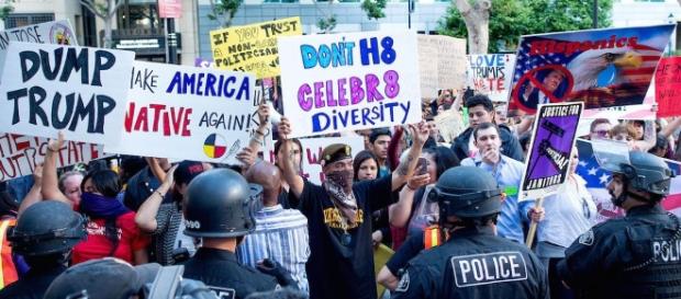 Video: Anti-Trump Protest Turns Violent Outside San Jose Rally ... - vice.com Video: Anti-Trump Protest Turns Violent Outside San Jose Rally ... - vice.com