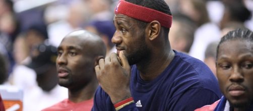 Cleveland Cavs superstar LeBron James was set to miss Saturday's game due to illness. [Image via Keith Allison/Flickr Creative Commons]