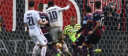 L'azione del gol dell'attaccante isolano, Joao Pedro.