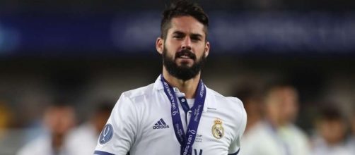 Real Madrid's Isco hints at joining Malaga on Twitter, not Tottenham - 101greatgoals.com