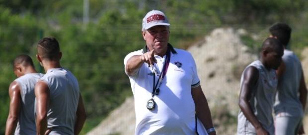 Abel acredita que terá Gustavo Scarpa na final da Taça Guanabara (Foto: Arquivo) Abel acredita que terá Gustavo Scarpa na final da Taça Guanabara (Foto: Arquivo)