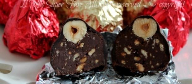 Cioccolatini baci fatti in casa ricetta facile Cioccolatini baci fatti in casa ricetta facile