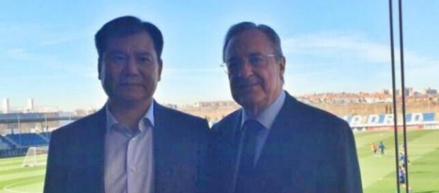 Florentino Pérez et Zhang Jindong à Madrid Florentino Pérez et Zhang Jindong à Madrid