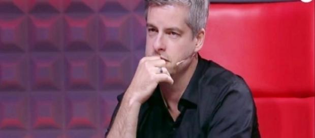 Victor está afastado do The Voice Kids, após denúncia de agressão (Foto: TV Globo) Victor está afastado do The Voice Kids, após denúncia de agressão (Foto: TV Globo)