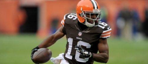 Cleveland Browns Player Destroyed On Nasty Hit (Video) - fansided.com