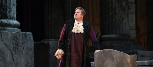 Idomeneo (Matthew Polenzani) struggles over a holy oath requiring he slay his son. Photo: Marty Sohl/Metropolitan Opera, used with permission.