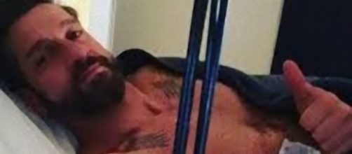 Striscia la Notizia: Edoardo Stoppa in ospedale.