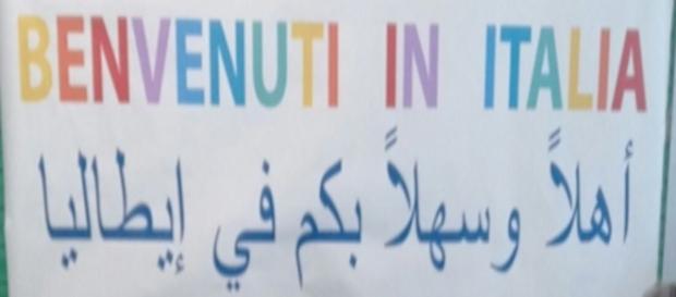 Comunità Sant'Egidio: i corridoi umanitari per i profughi. Comunità Sant'Egidio: i corridoi umanitari per i profughi.