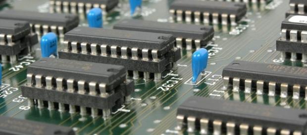 Electronics mother board, Pixabay, Magnascan https://pixabay.com/en/mother-board-electronics-computer-581597/ Electronics mother board, Pixabay, Magnascan https://pixabay.com/en/mother-board-electronics-computer-581597/
