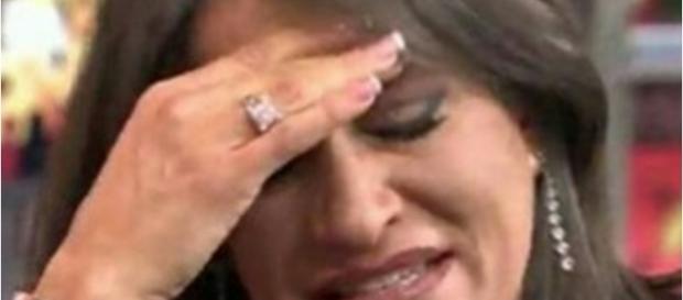 #GHVIP5: Elettra deja el trasero de Aída al descubierto #GHVIP5: Elettra deja el trasero de Aída al descubierto