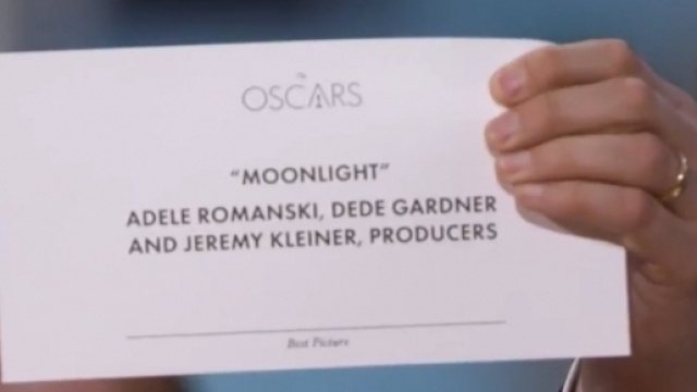 Giallo agli Oscar: errore nella consegna del premio come Miglior Film.