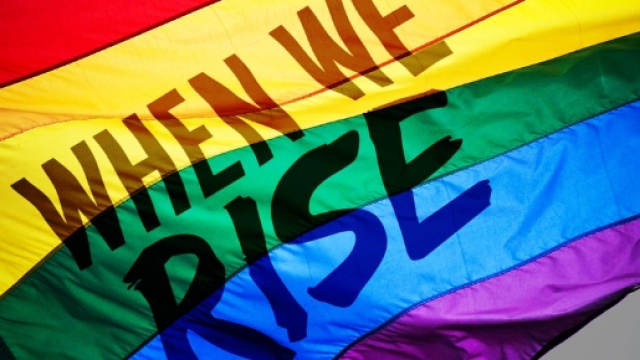 When We Rise, la nuova miniserie di Dustin Lance Black